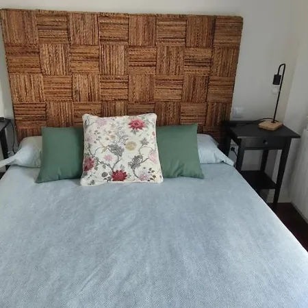 Apartment Margas Pirineos, Golf Y Piscina