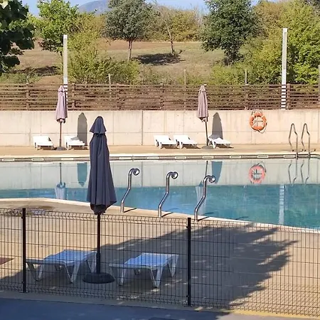 Apartment Margas Pirineos, Golf Y Piscina